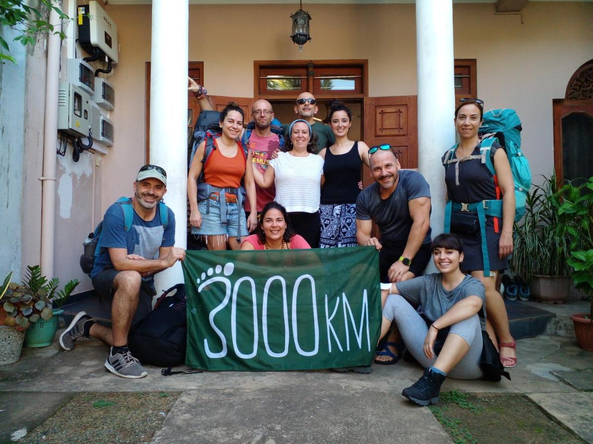 4Ty Two Homestay Galle Eksteriør bilde