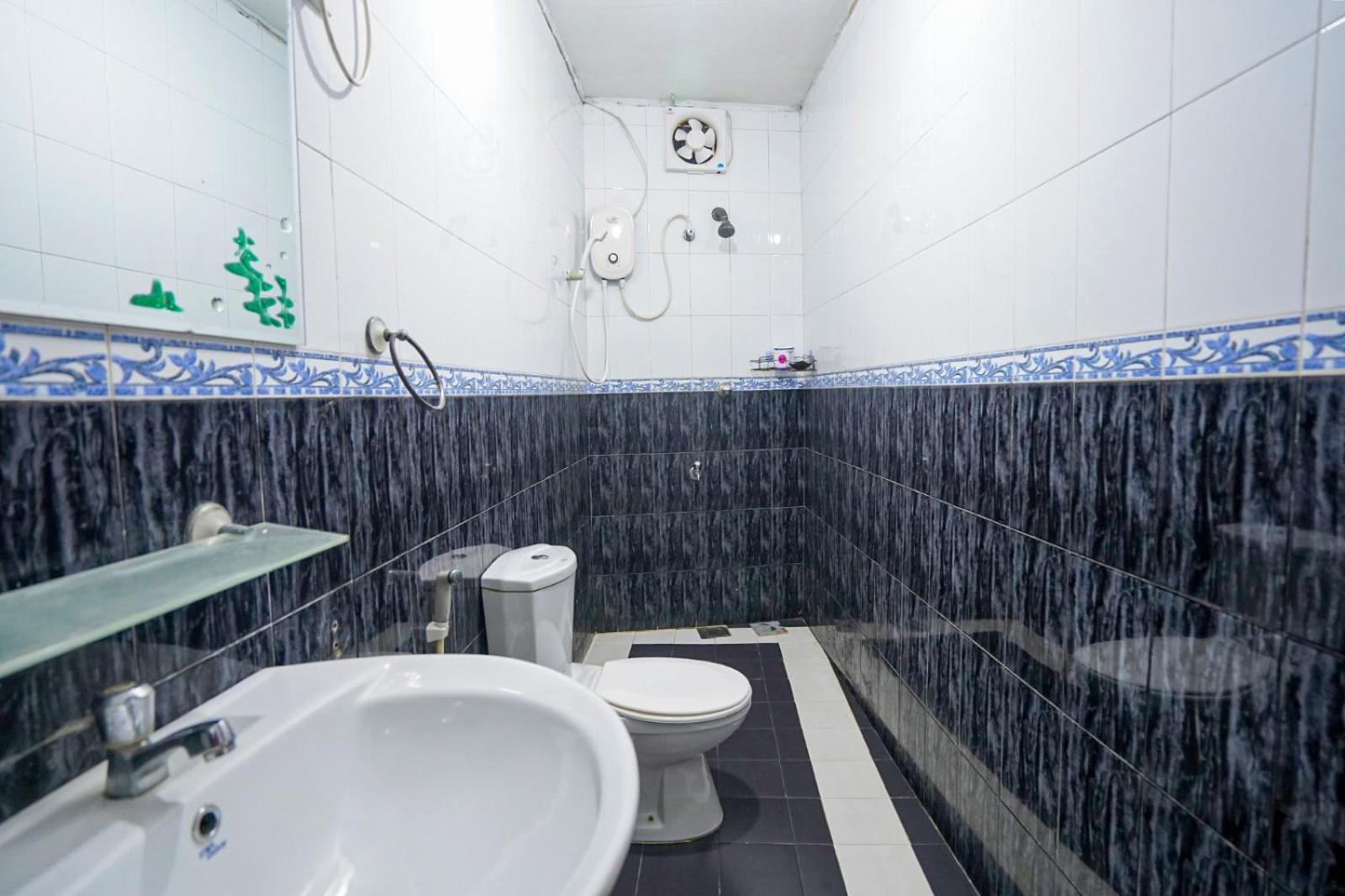 4Ty Two Homestay Galle Eksteriør bilde
